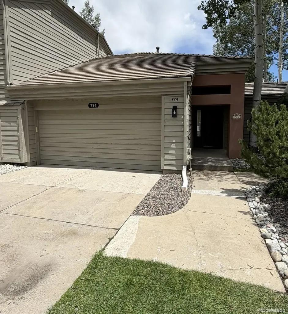 774 Ridgeside Drive Golden CO 80401