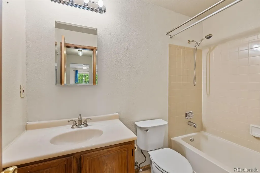 5638 S Youngfield Way Littleton CO 80127