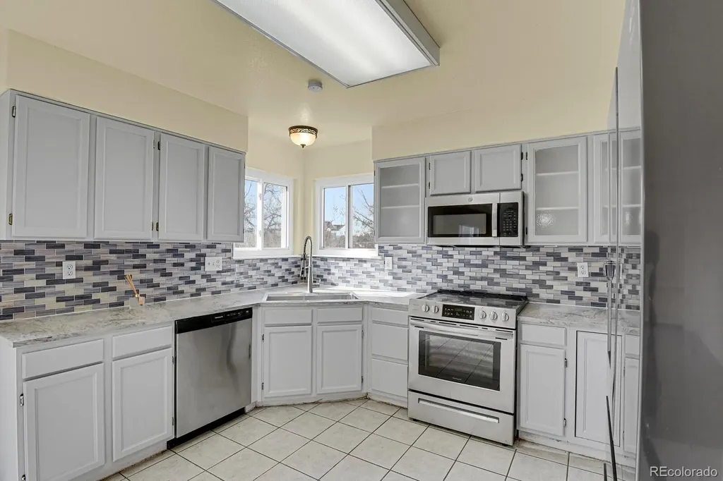 2585 S Truckee Way Aurora CO 80013