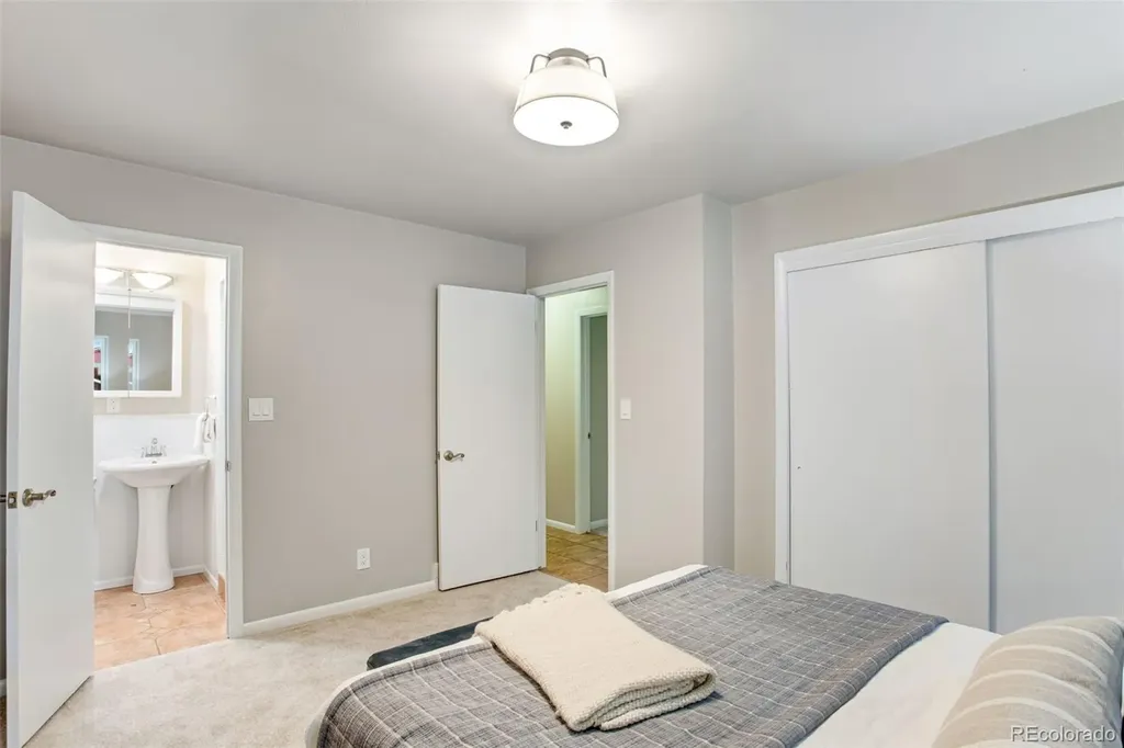 904 Edwards Street Fort Collins CO 80524