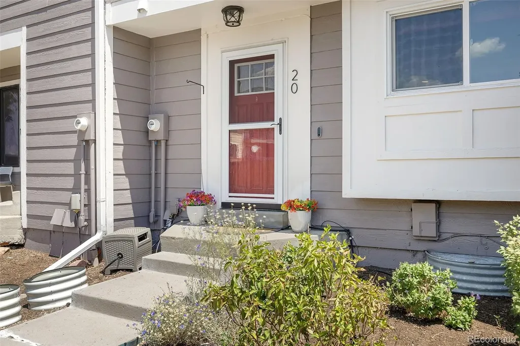 6865 W 84th Way Arvada CO 80003