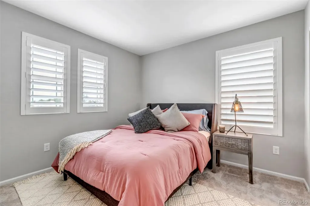 2428 Yukon Drive Longmont CO 80504