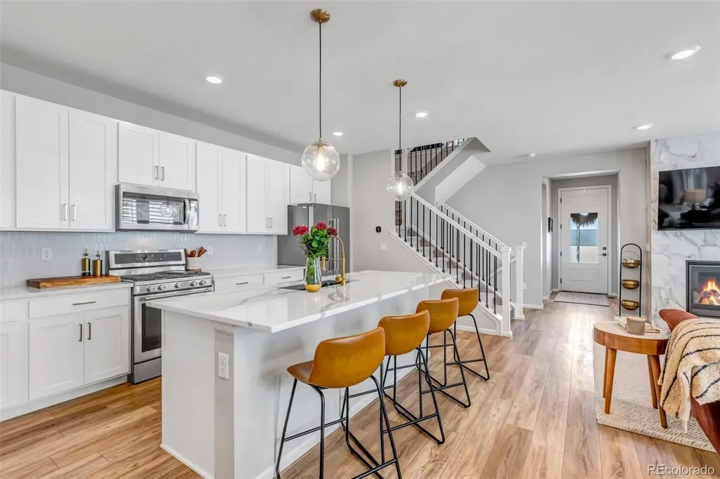 2428 Yukon Drive Longmont CO 80504
