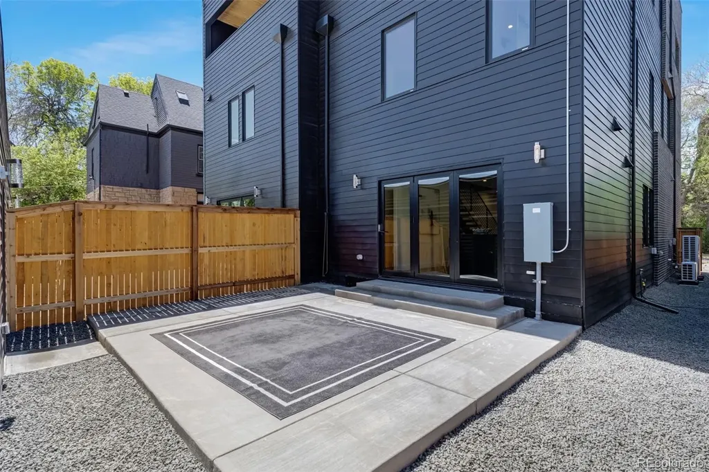 1446 Stuart Street Denver CO 80204