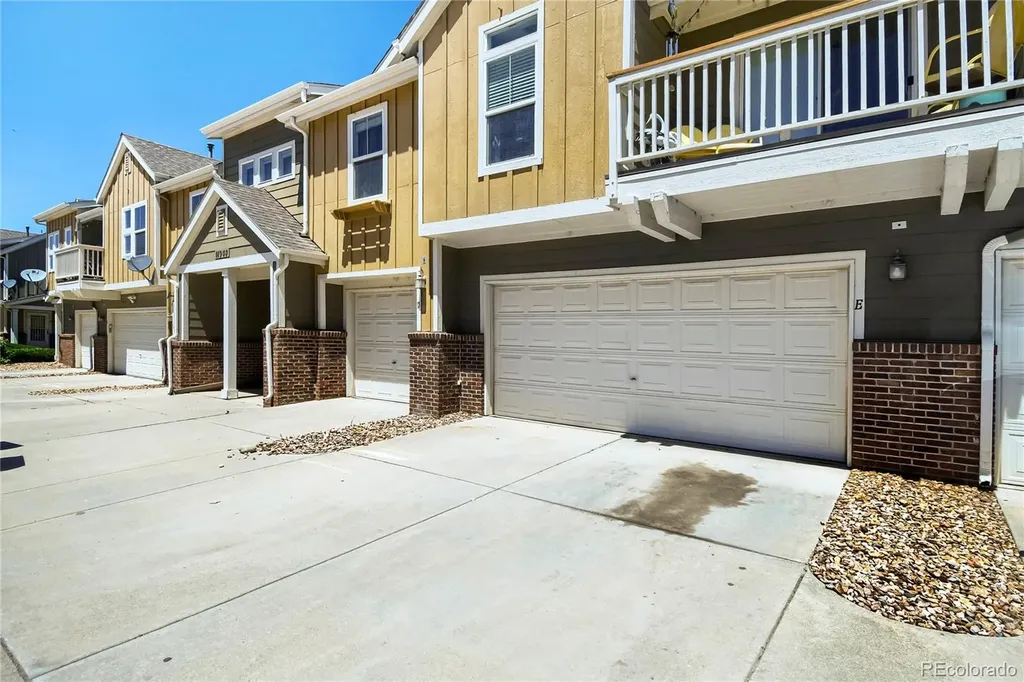 11944 Oak Hill Way Henderson CO 80640