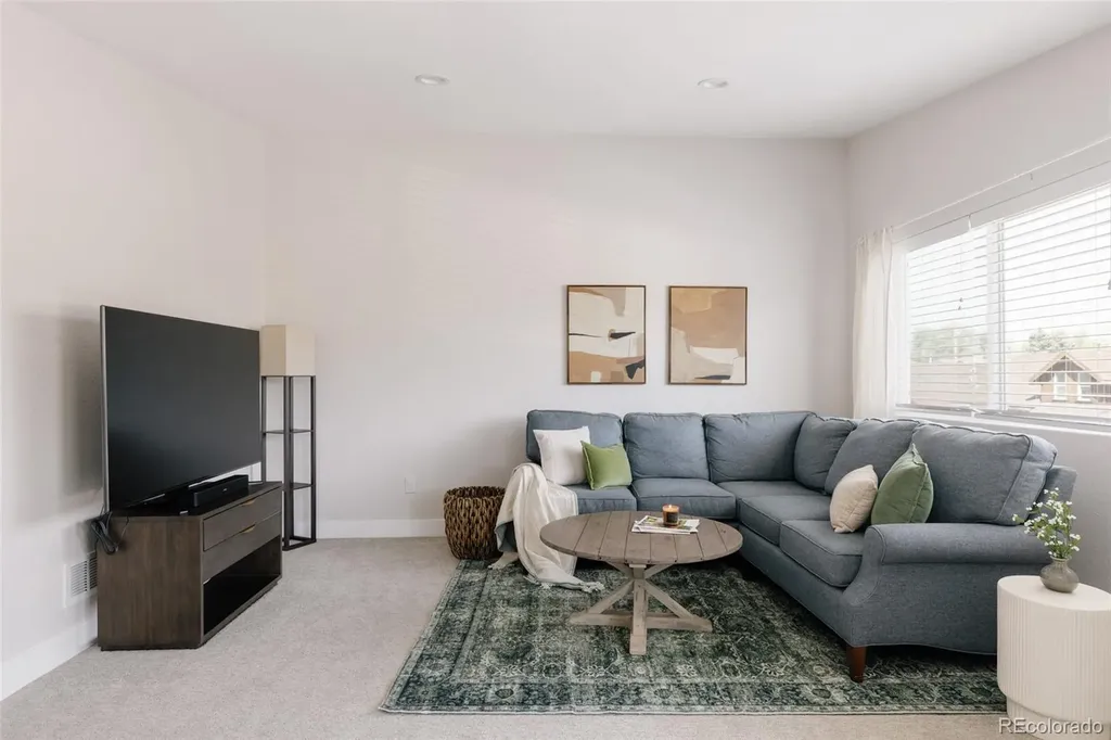 8652 W 49th Place Arvada CO 80002