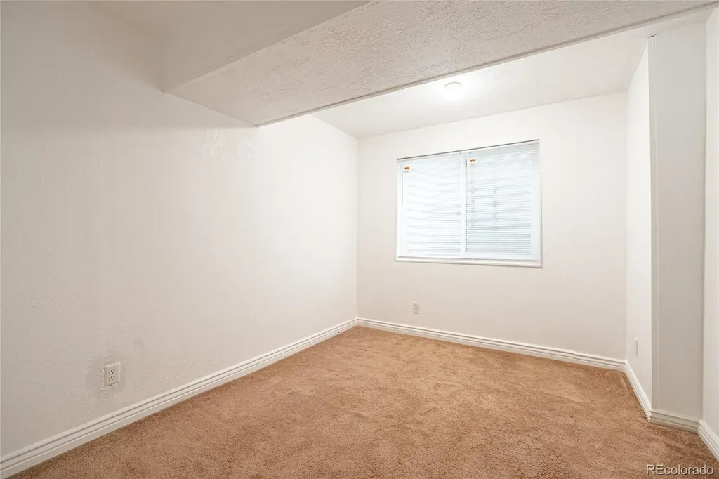 23501 E Alamo Place Aurora CO 80016