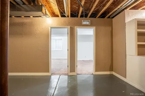 23501 E Alamo Place Aurora CO 80016