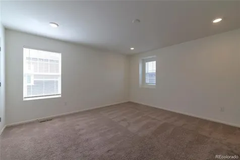 6253 N Liverpool Street Aurora CO 80019
