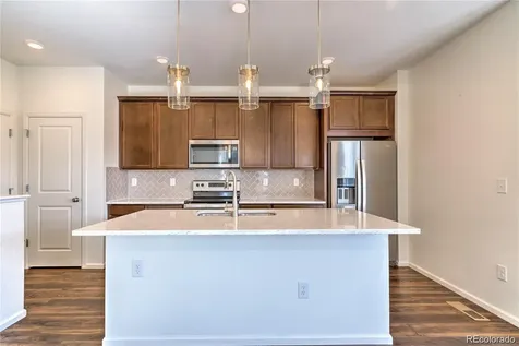6253 N Liverpool Street Aurora CO 80019