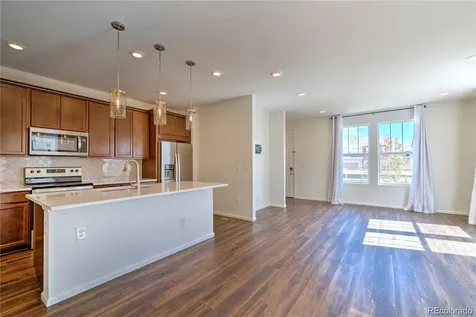 6253 N Liverpool Street Aurora CO 80019