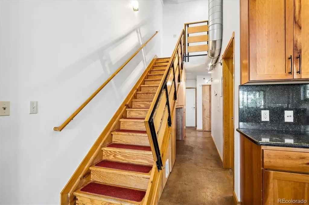 2715 Blake Street Denver CO 80205