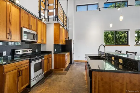 2715 Blake Street Denver CO 80205