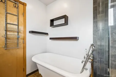 2715 Blake Street Denver CO 80205