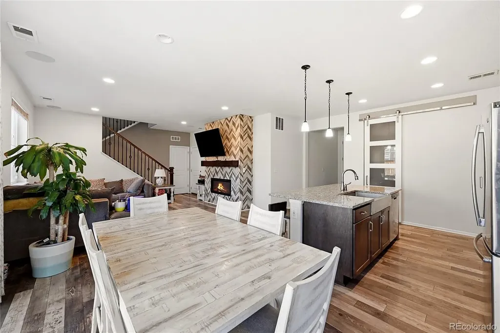 9645 Bellaire Lane Denver CO 80229