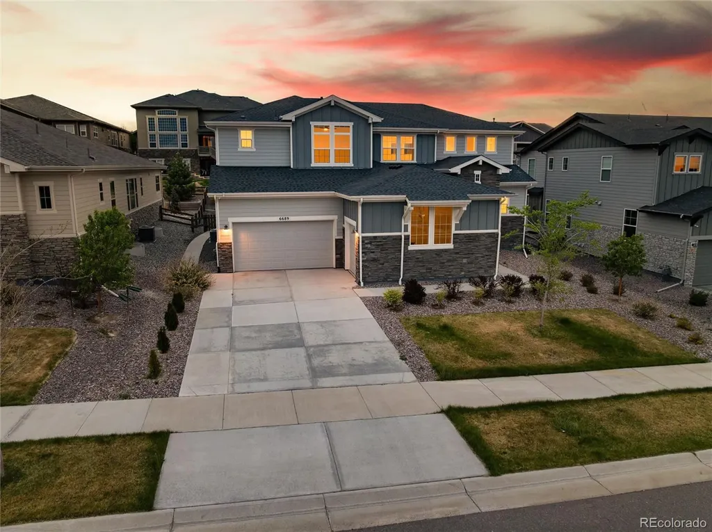 6689 S Vandriver Way Aurora CO 80016