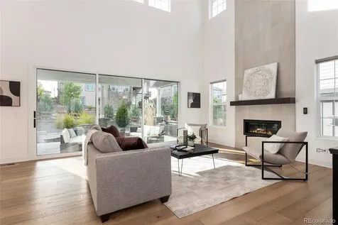 6689 S Vandriver Way Aurora CO 80016