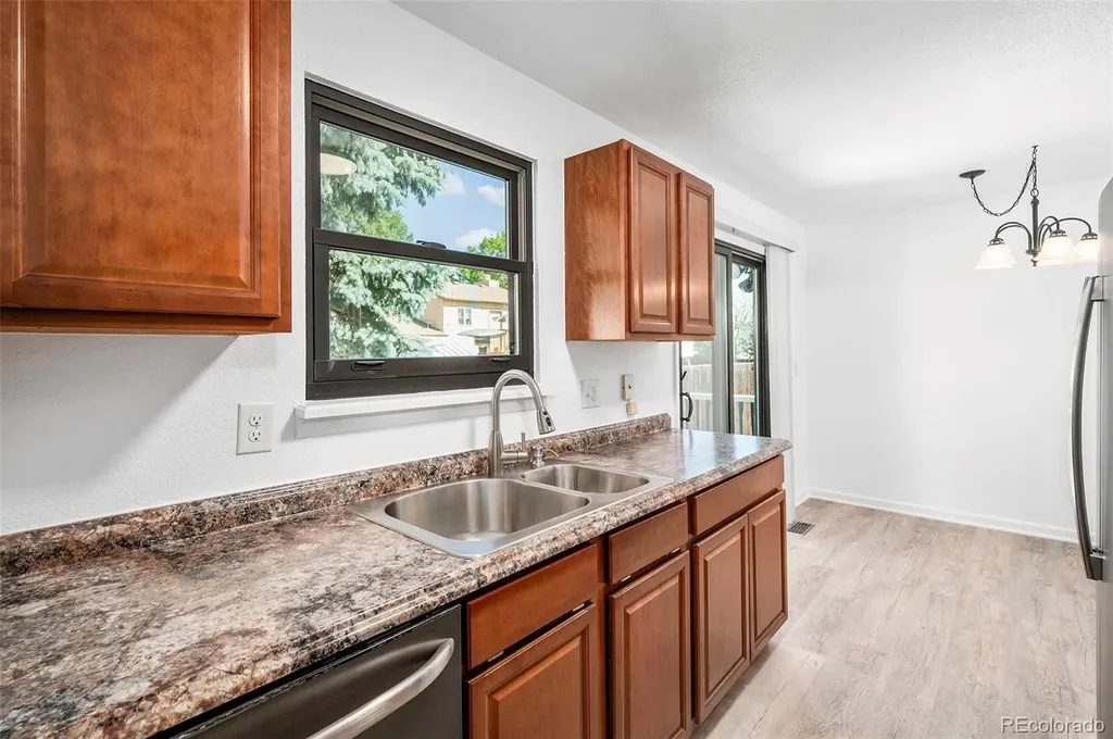4951 S Richfield Circle Aurora CO 80015