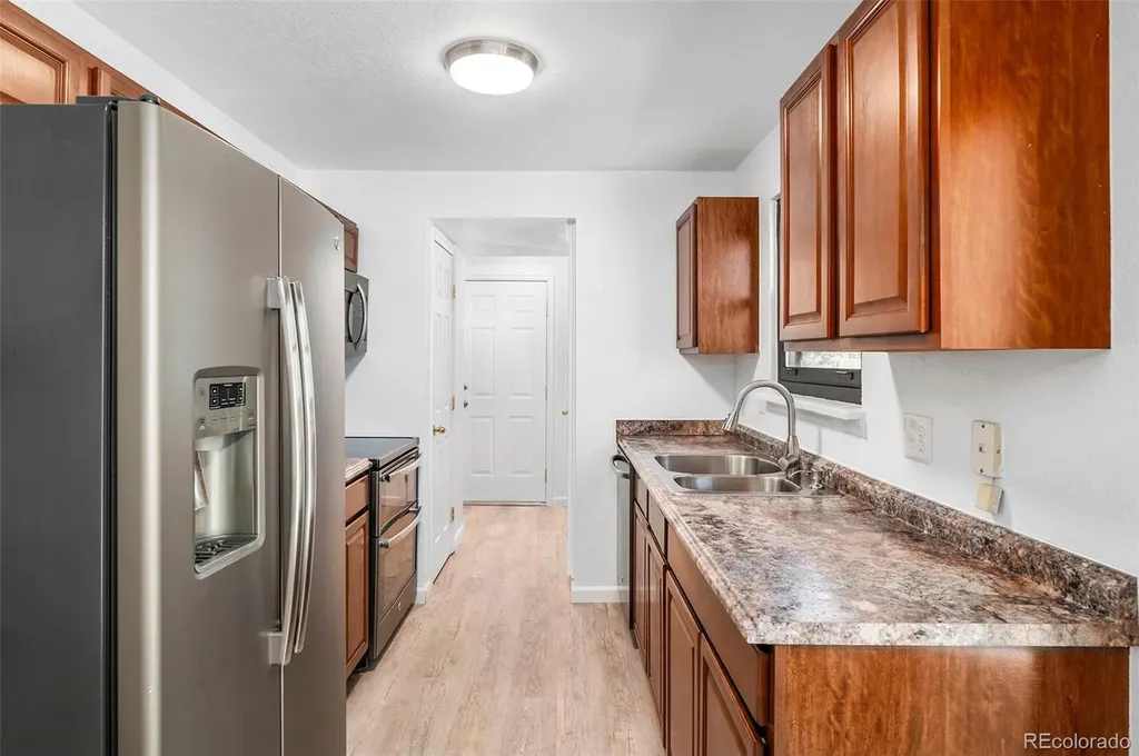 4951 S Richfield Circle Aurora CO 80015