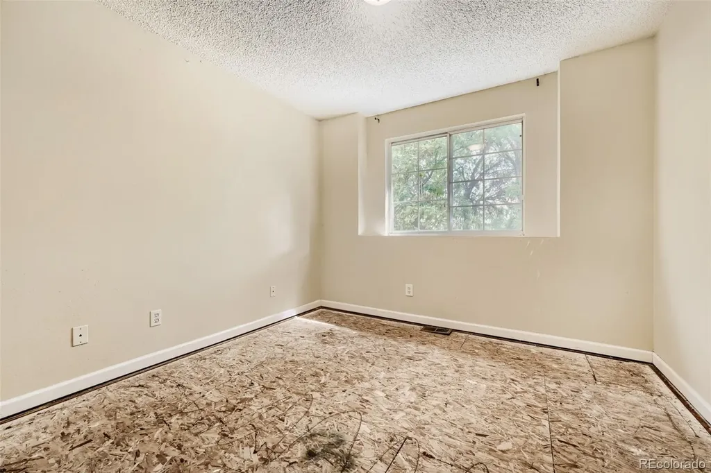 4215 S Ireland Court Aurora CO 80013