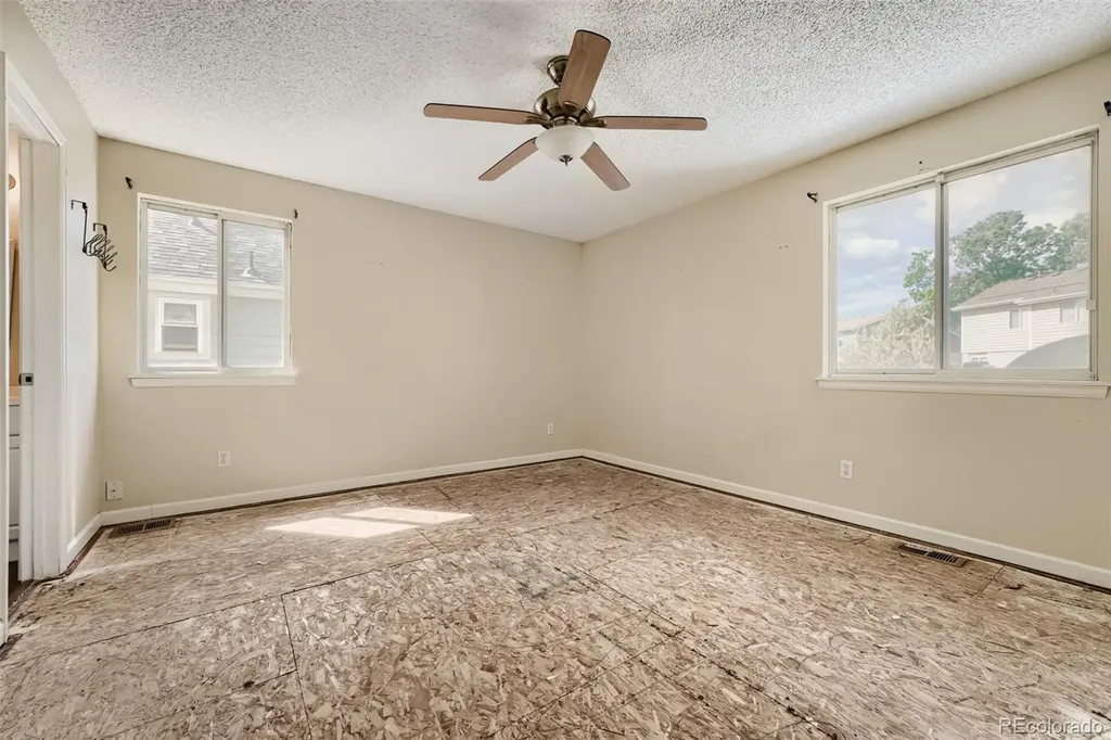 4215 S Ireland Court Aurora CO 80013