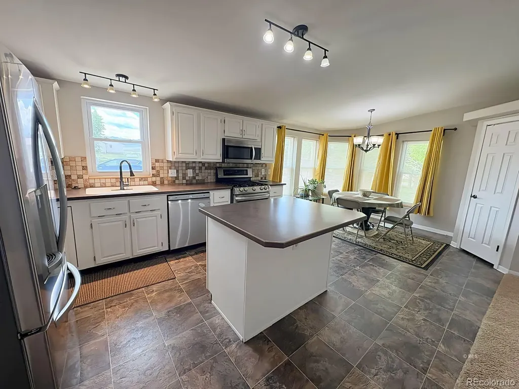 29 Granada Court Silver Cliff CO 81252