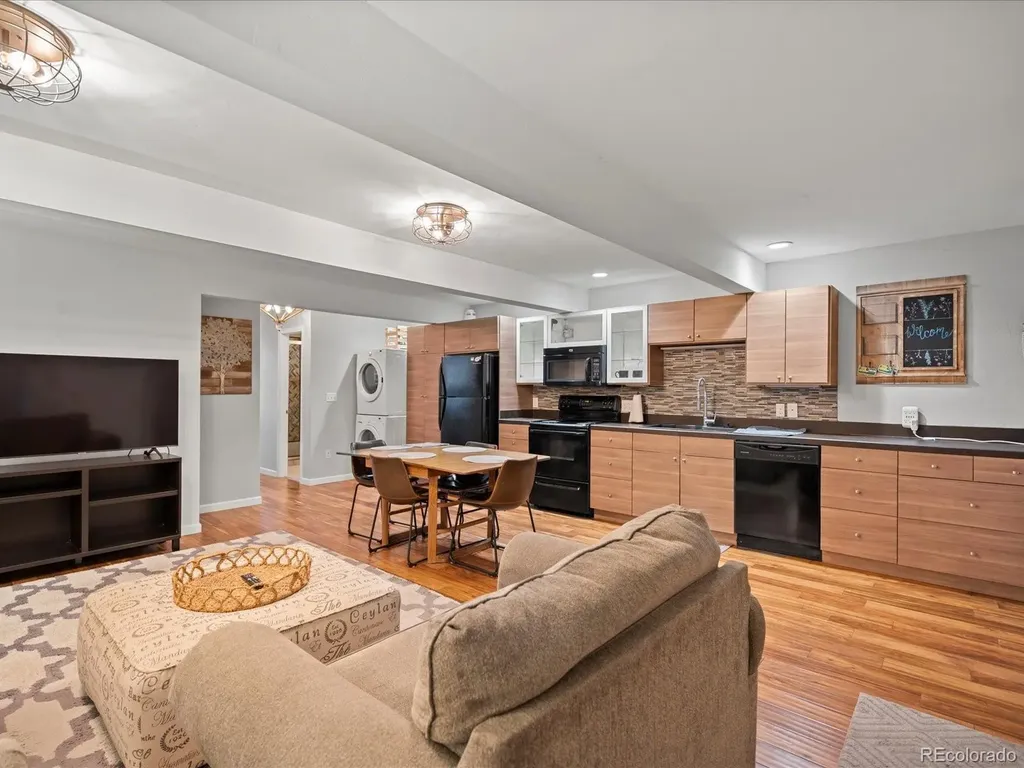 5873 S Prince Street Littleton CO 80120