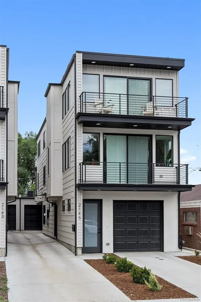 2147 S Bellaire Street Denver CO 80222