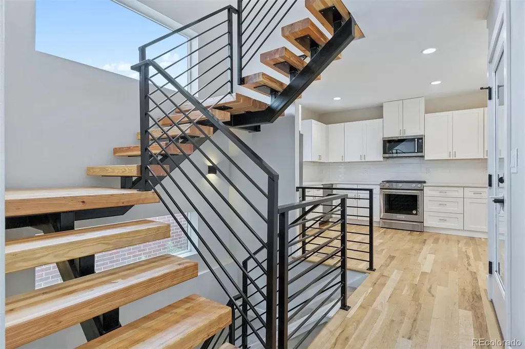 2147 S Bellaire Street Denver CO 80222