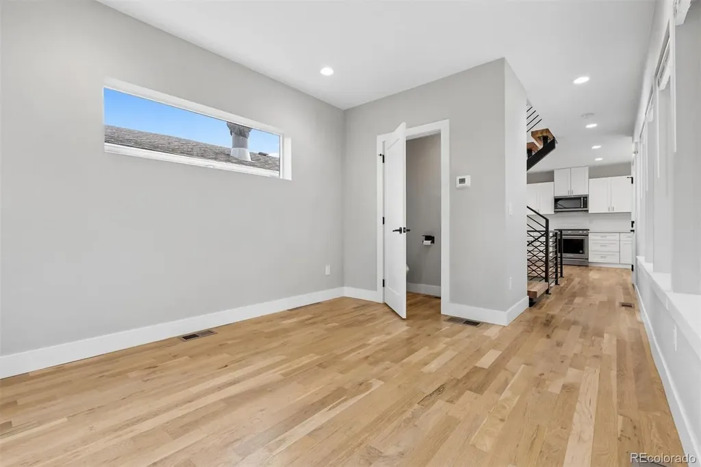 2147 S Bellaire Street Denver CO 80222