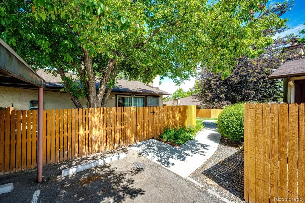 3808 S Evanston Street Aurora CO 80014