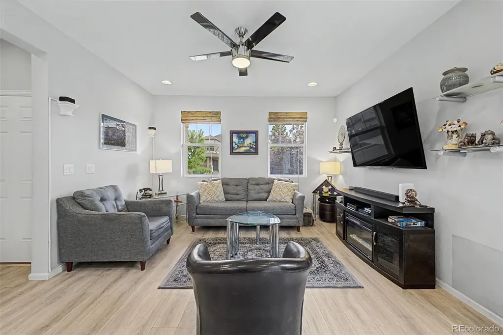 4780 N Jasper Street Denver CO 80239