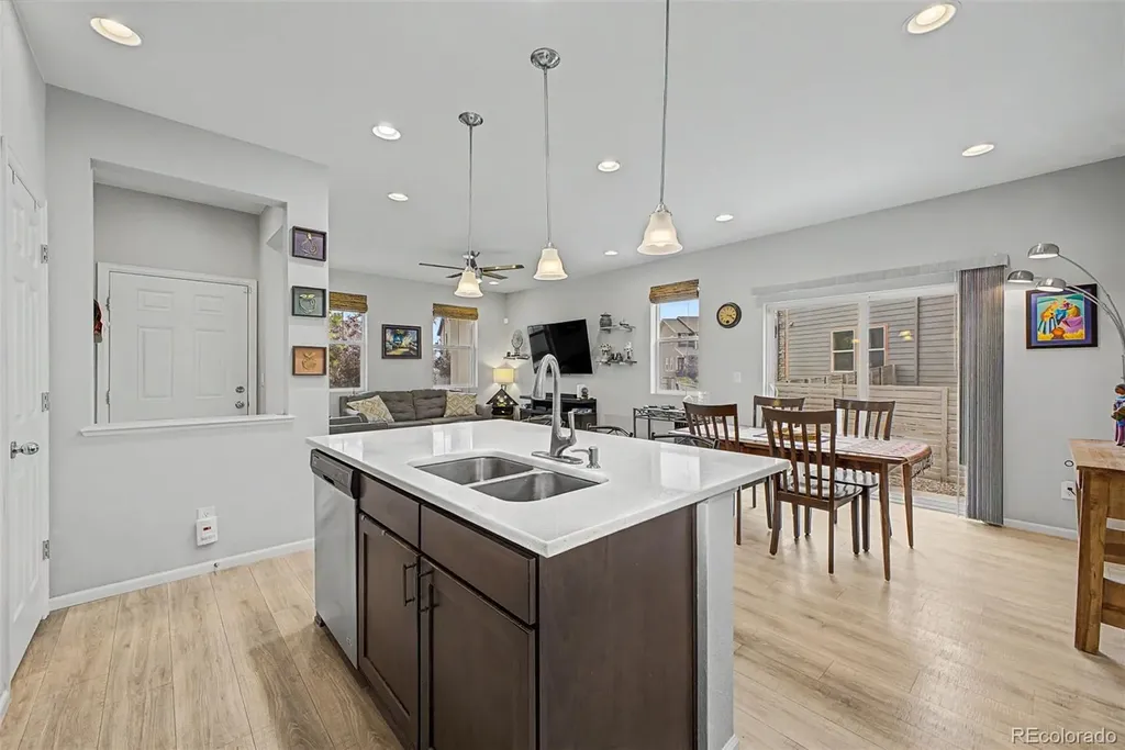 4780 N Jasper Street Denver CO 80239
