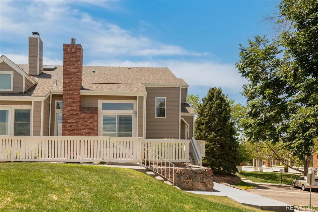 155 Blue Spruce Court Highlands Ranch CO 80126