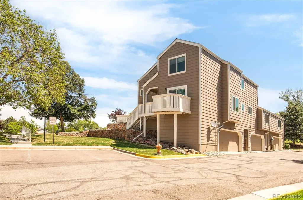 155 Blue Spruce Court Highlands Ranch CO 80126