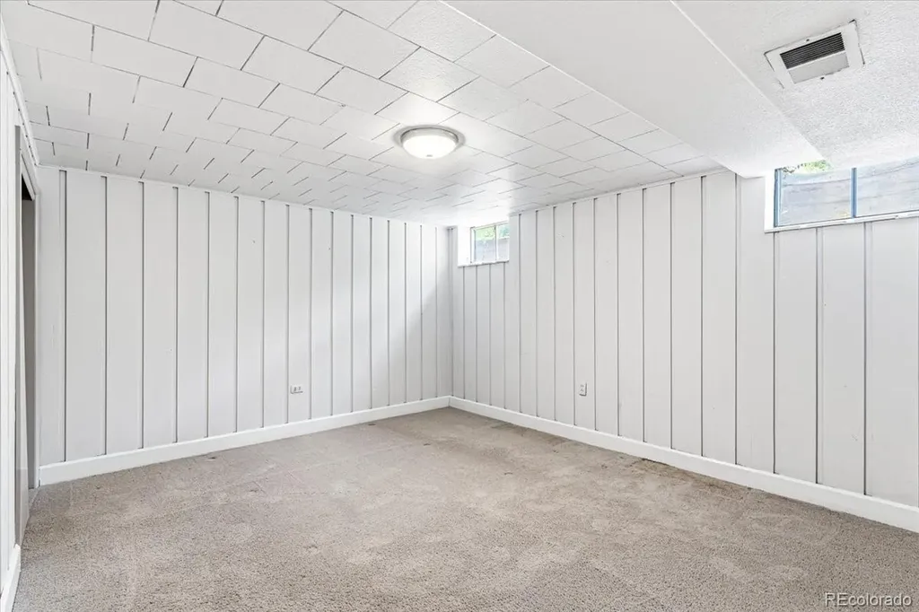 3250 S Dexter Street Denver CO 80222