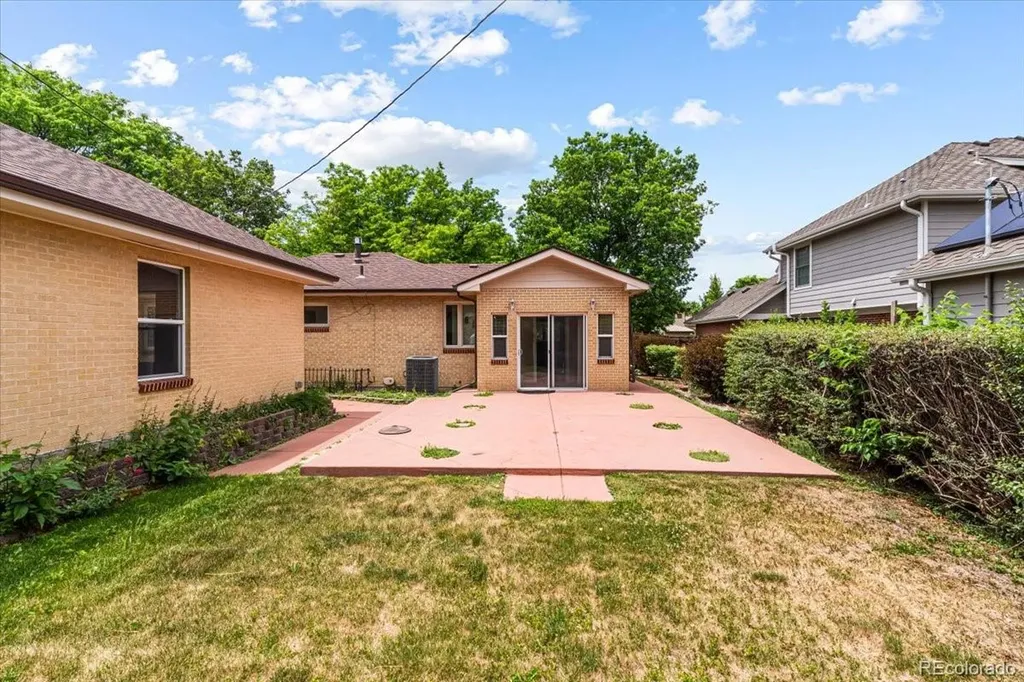 3250 S Dexter Street Denver CO 80222