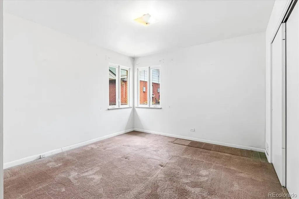 3250 S Dexter Street Denver CO 80222