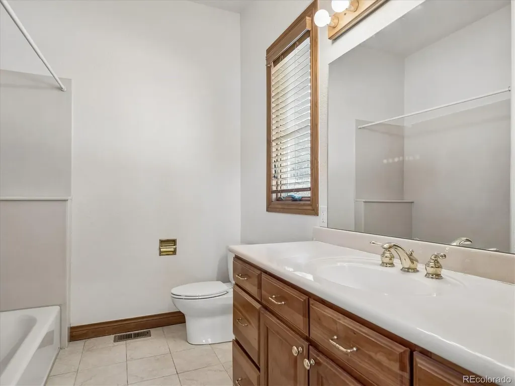 8094 E State Highway 86 Franktown CO 80116