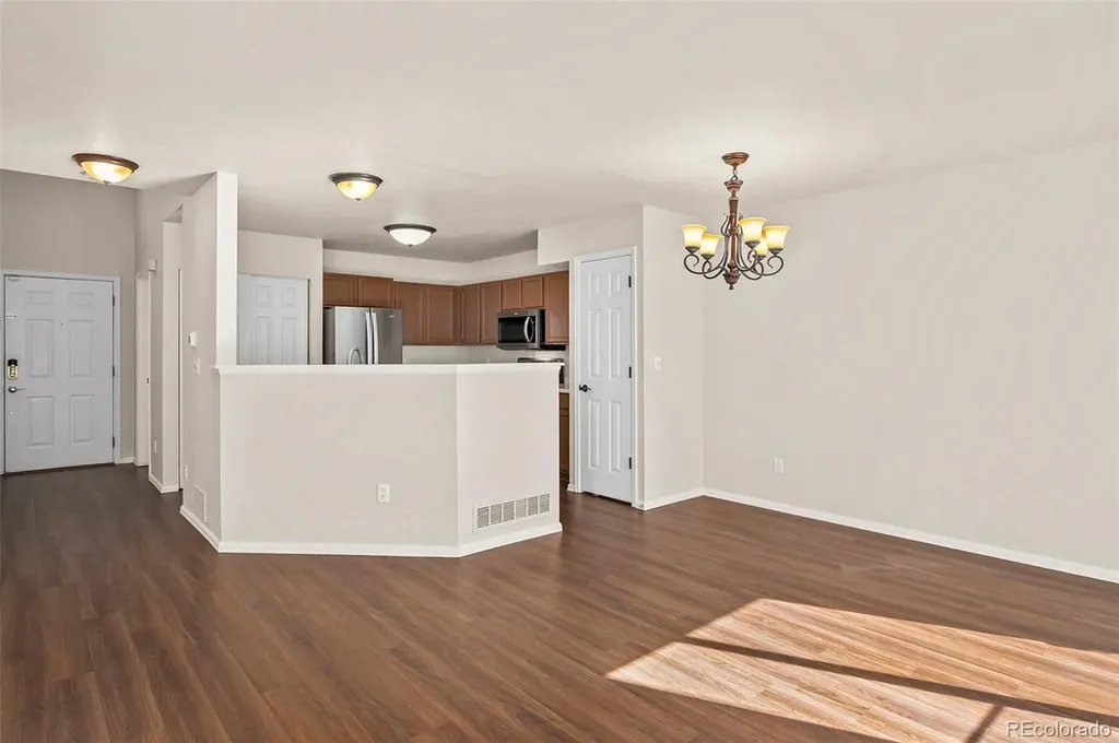 1127 S Ventura Circle Aurora CO 80017