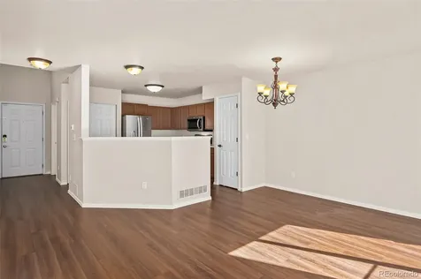 1127 S Ventura Circle Aurora CO 80017
