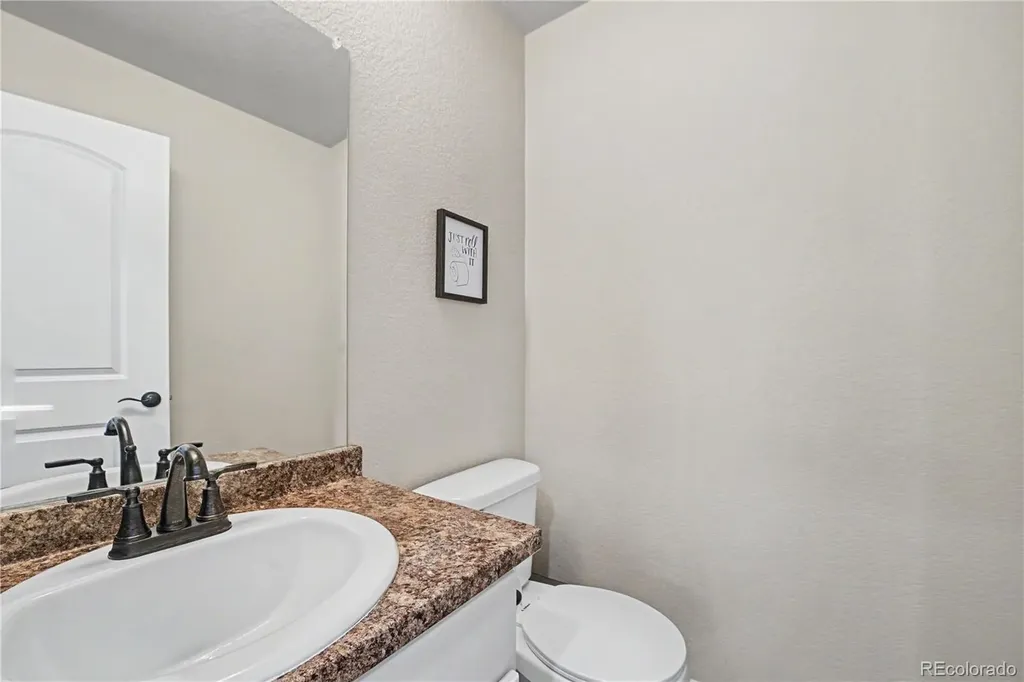 1676 Country Sun Drive Windsor CO 80550