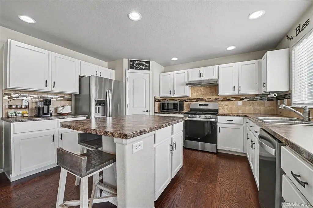 1676 Country Sun Drive Windsor CO 80550