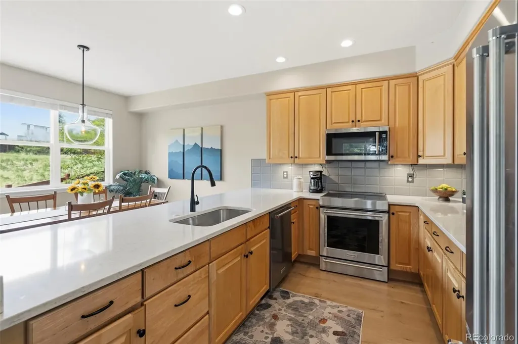 689 Wild Ridge Lane Lafayette CO 80026