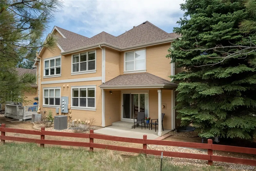 689 Wild Ridge Lane Lafayette CO 80026