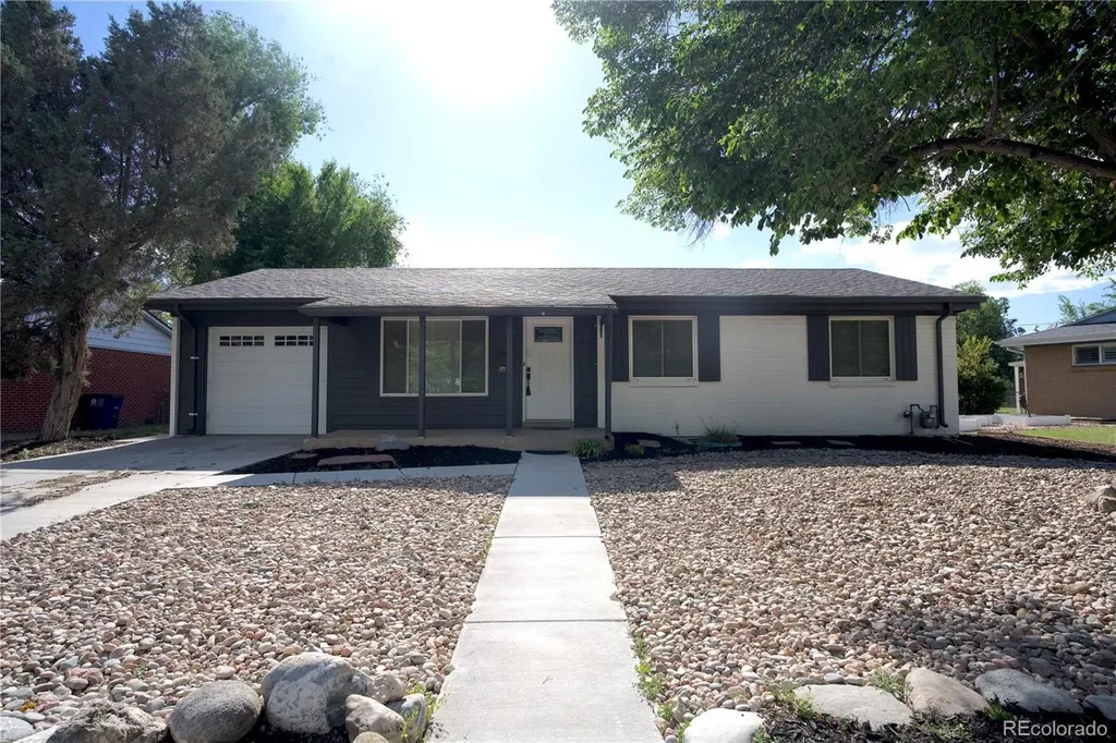 647 S Jasmine Way Denver CO 80224