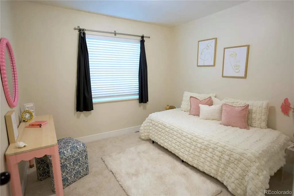 647 S Jasmine Way Denver CO 80224