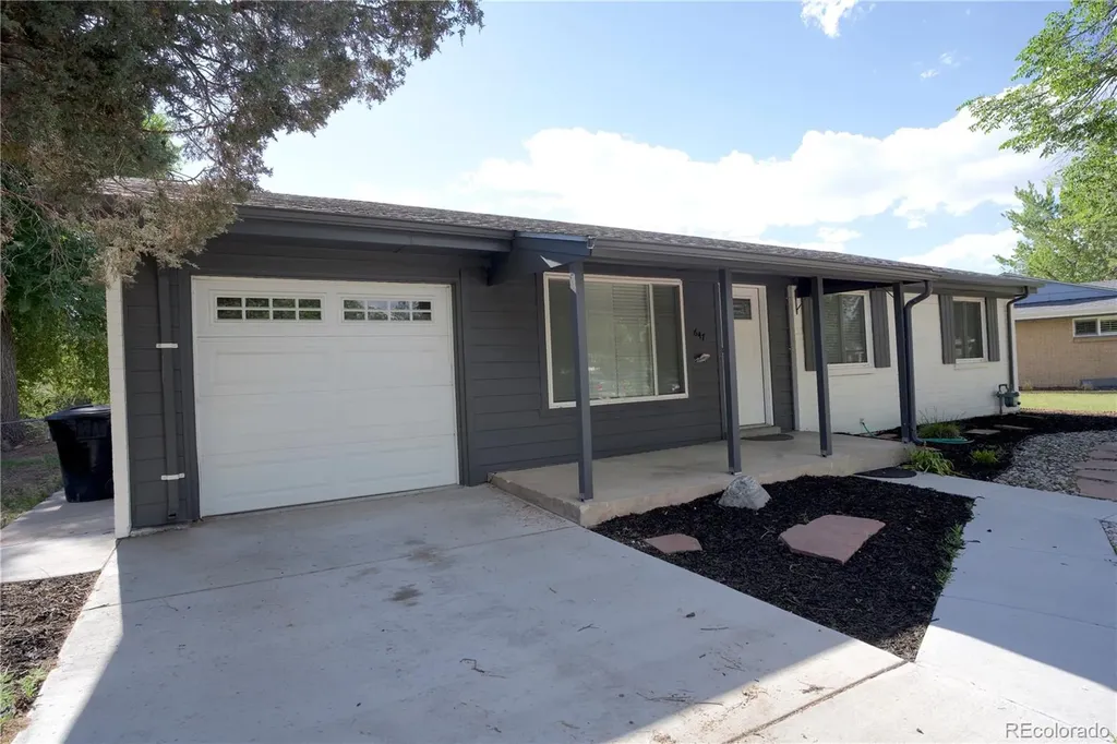 647 S Jasmine Way Denver CO 80224