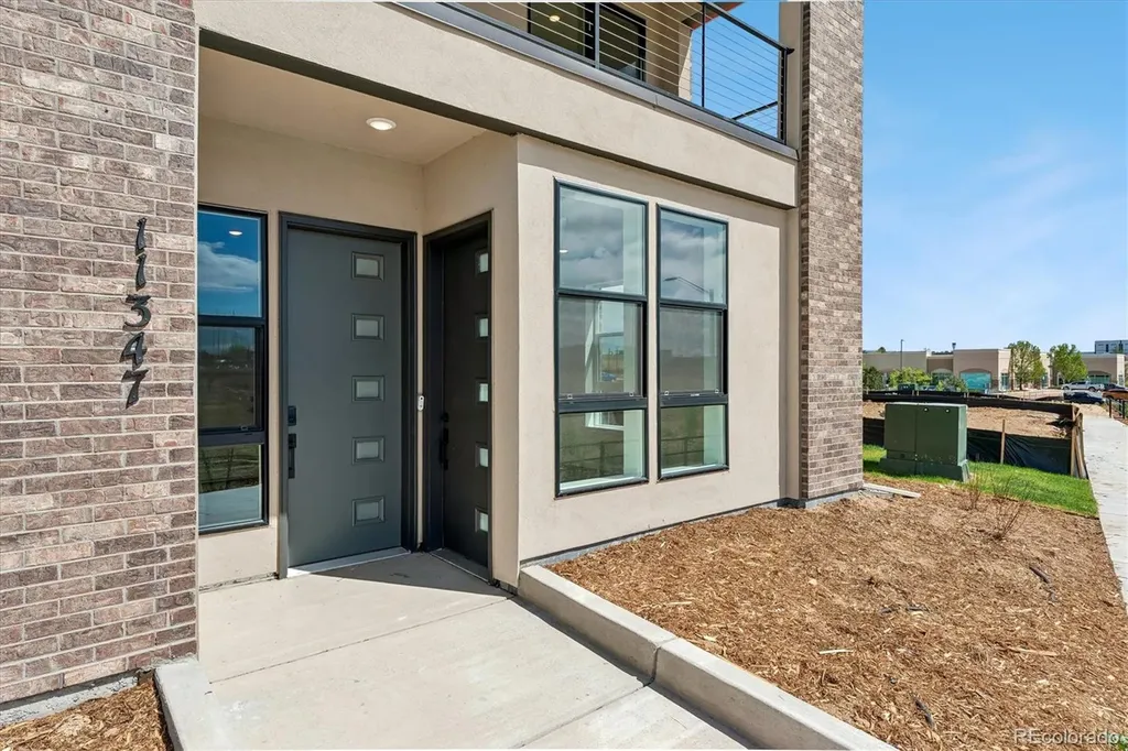 11347 E Briarwood Circle Centennial CO 80112