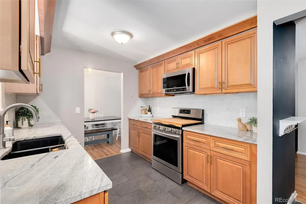2161 S Allison Court Lakewood CO 80227